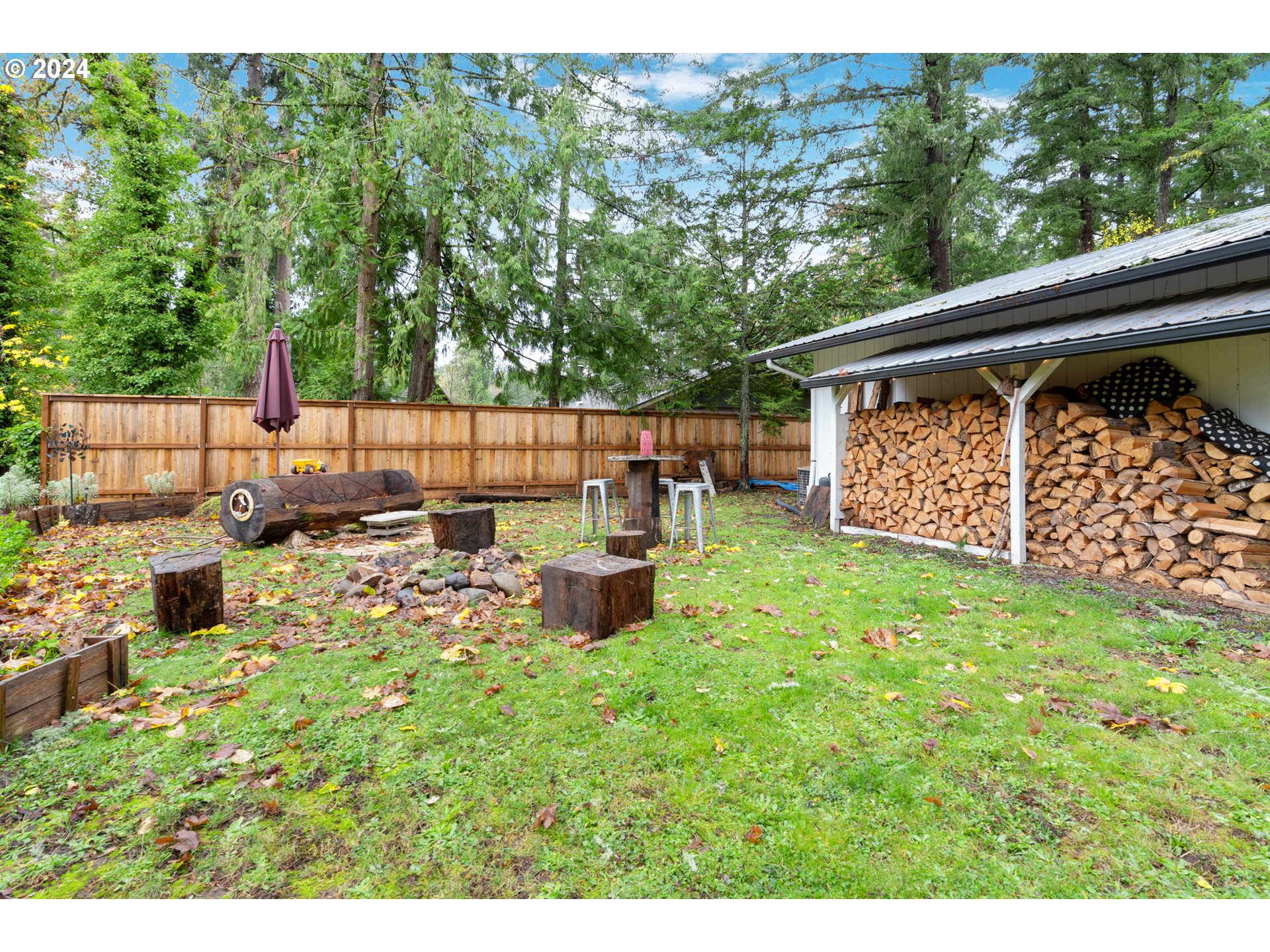 37092 Row River Road Dorena, OR 97434 - Photo 29 of 41 Gallery Image 29