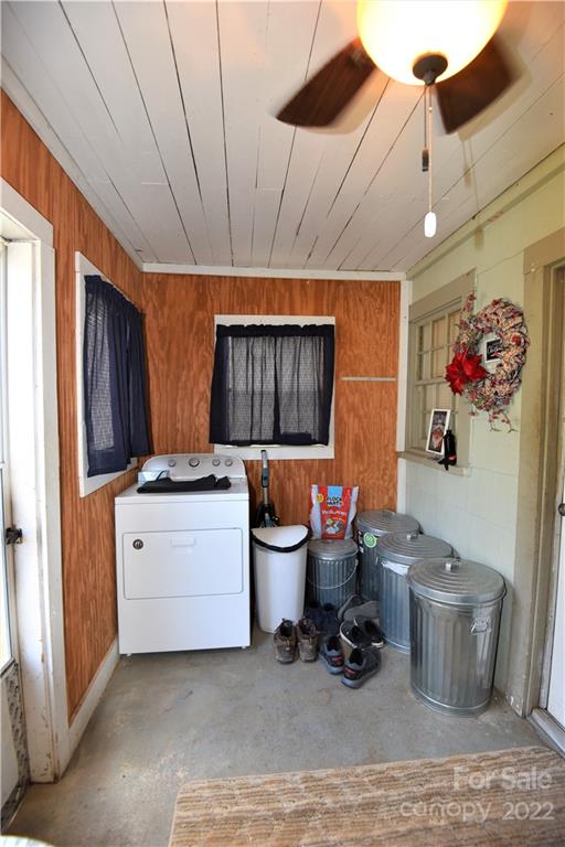 2040 Poole Road Salisbury, NC 28146 - Photo 8 of 40 Gallery Image 8