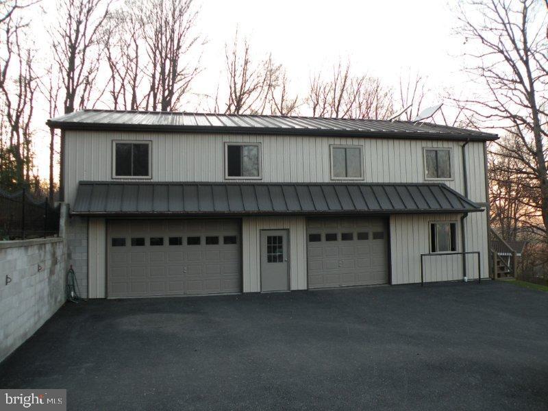 4998 Strasburg Road Kinzers, PA 17535 - Photo 16 of 24 Gallery Image 16