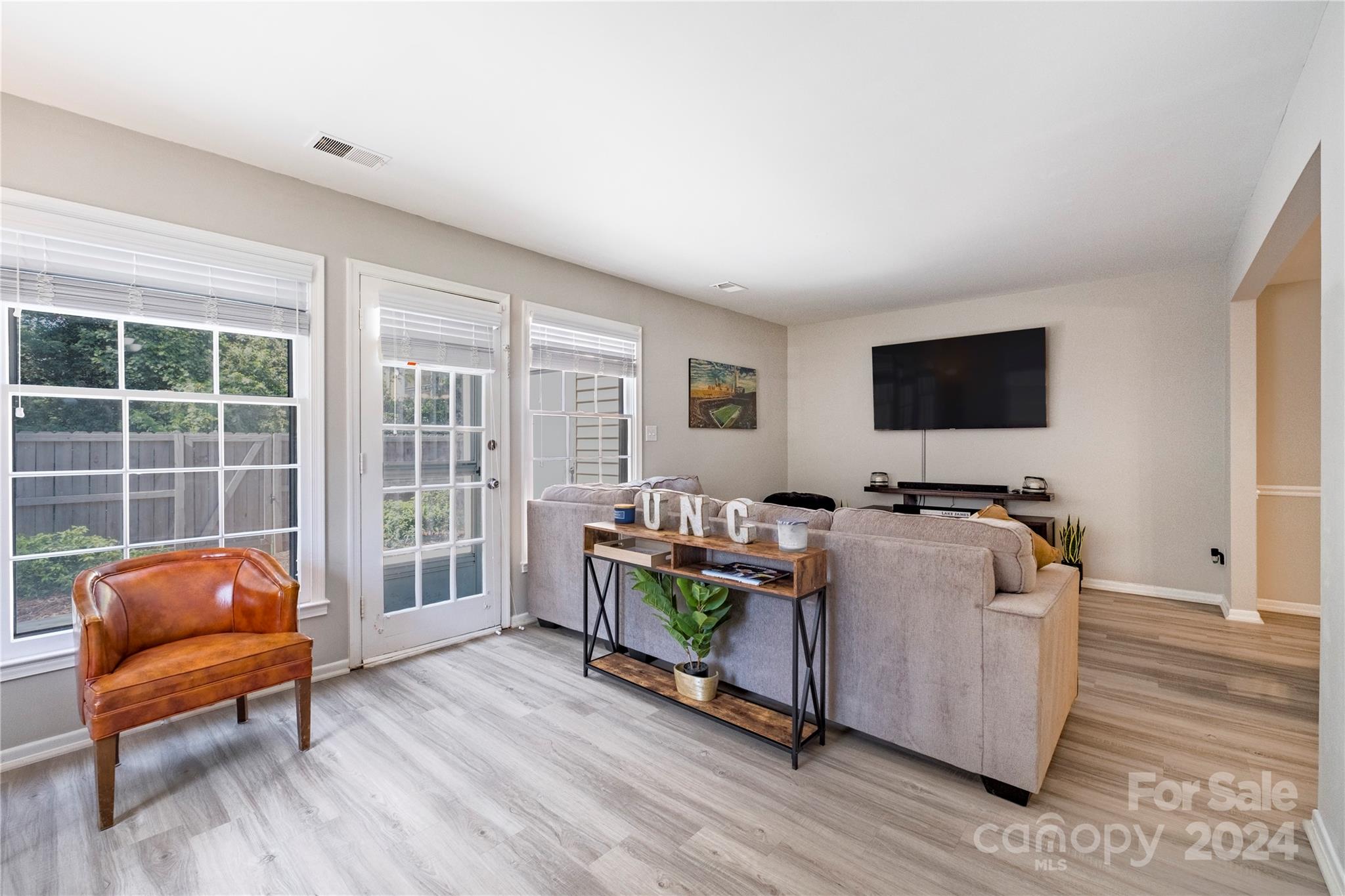 8339 Knights Bridge Road Charlotte, NC 28210 - Photo 13 of 26 Gallery Image 13
