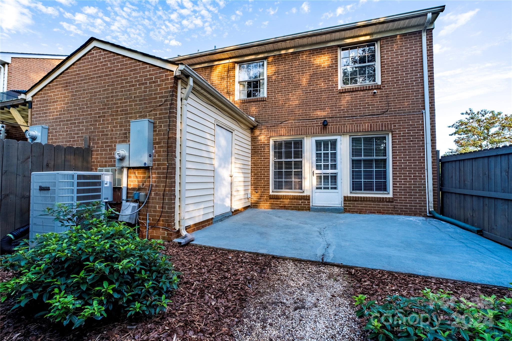 8339 Knights Bridge Road Charlotte, NC 28210 - Photo 17 of 26 Gallery Image 17