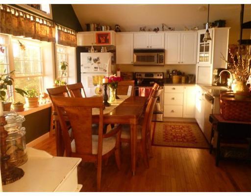 16 Niles Road Sabattus, ME 04280 - Photo 3 of 15 Kitchen. Cottage Kitchen