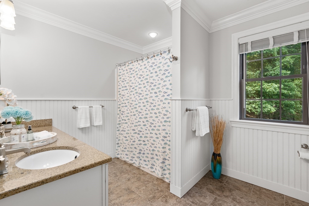 7 Henderson Road Lexington, MA 02420 - Photo 22 of 42