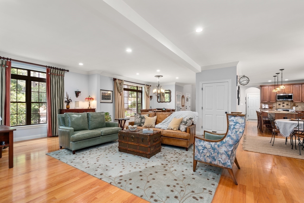 7 Henderson Road Lexington, MA 02420 - Photo 3 of 42