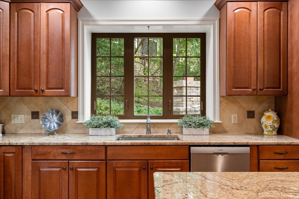 7 Henderson Road Lexington, MA 02420 - Photo 7 of 42