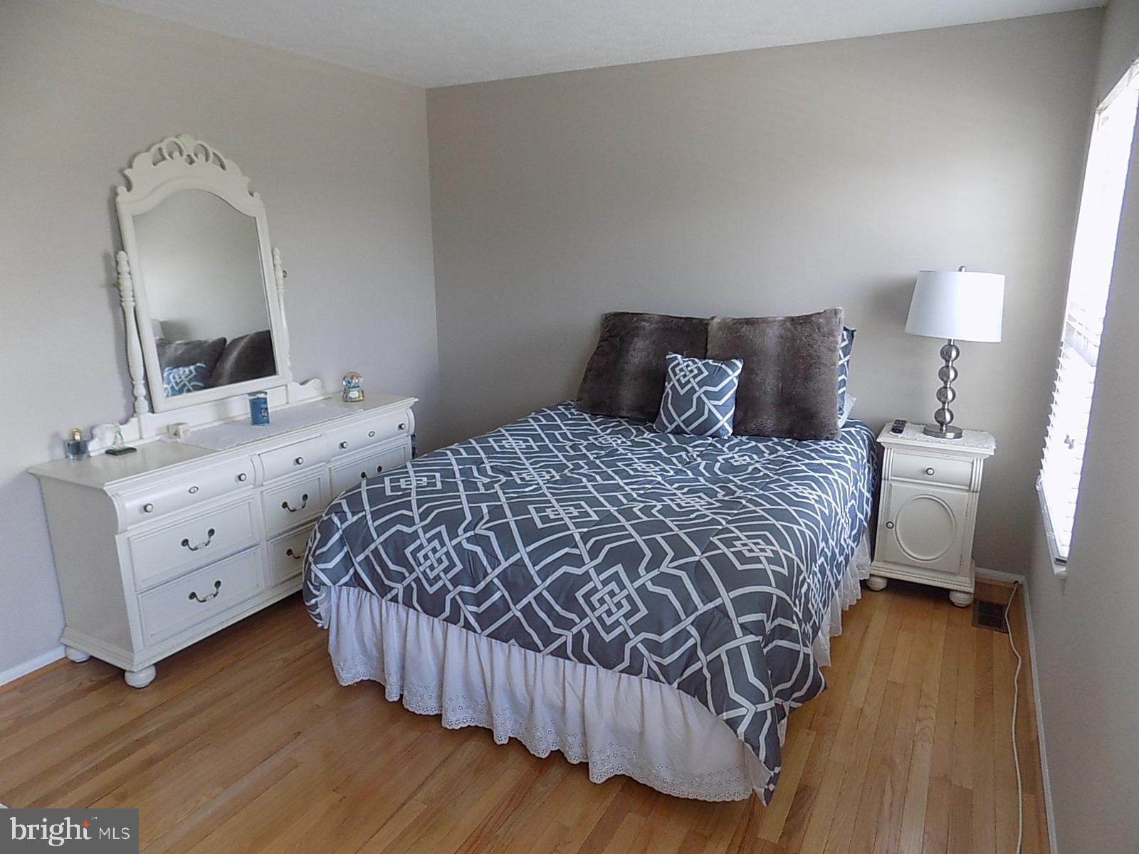 1102 Perth Road Williamstown, NJ 08094 - Photo 19 of 26 Bedroom 2