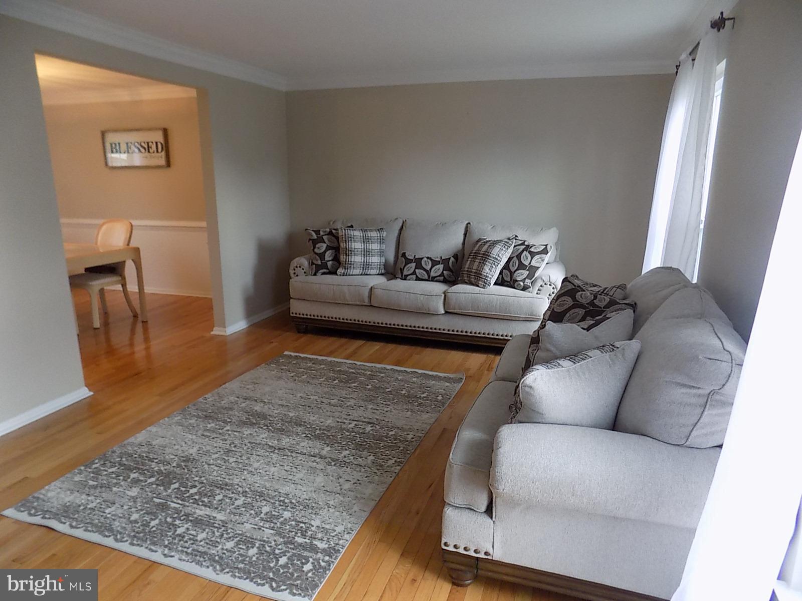 1102 Perth Road Williamstown, NJ 08094 - Photo 4 of 26 Formal LR