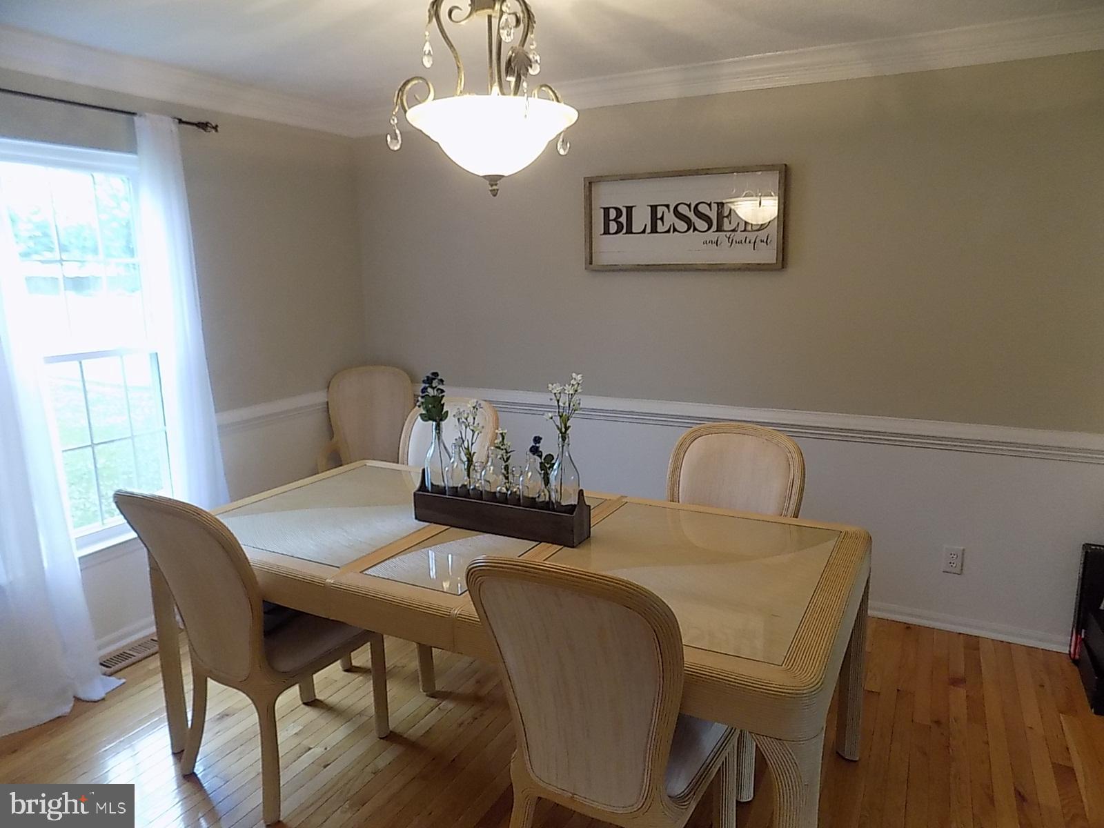 1102 Perth Road Williamstown, NJ 08094 - Photo 8 of 26 Formal Dining Room
