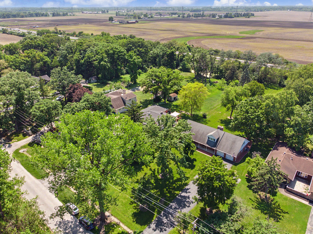 24364 Volbrecht Road Crete, IL 60417 - Photo 5 of 50