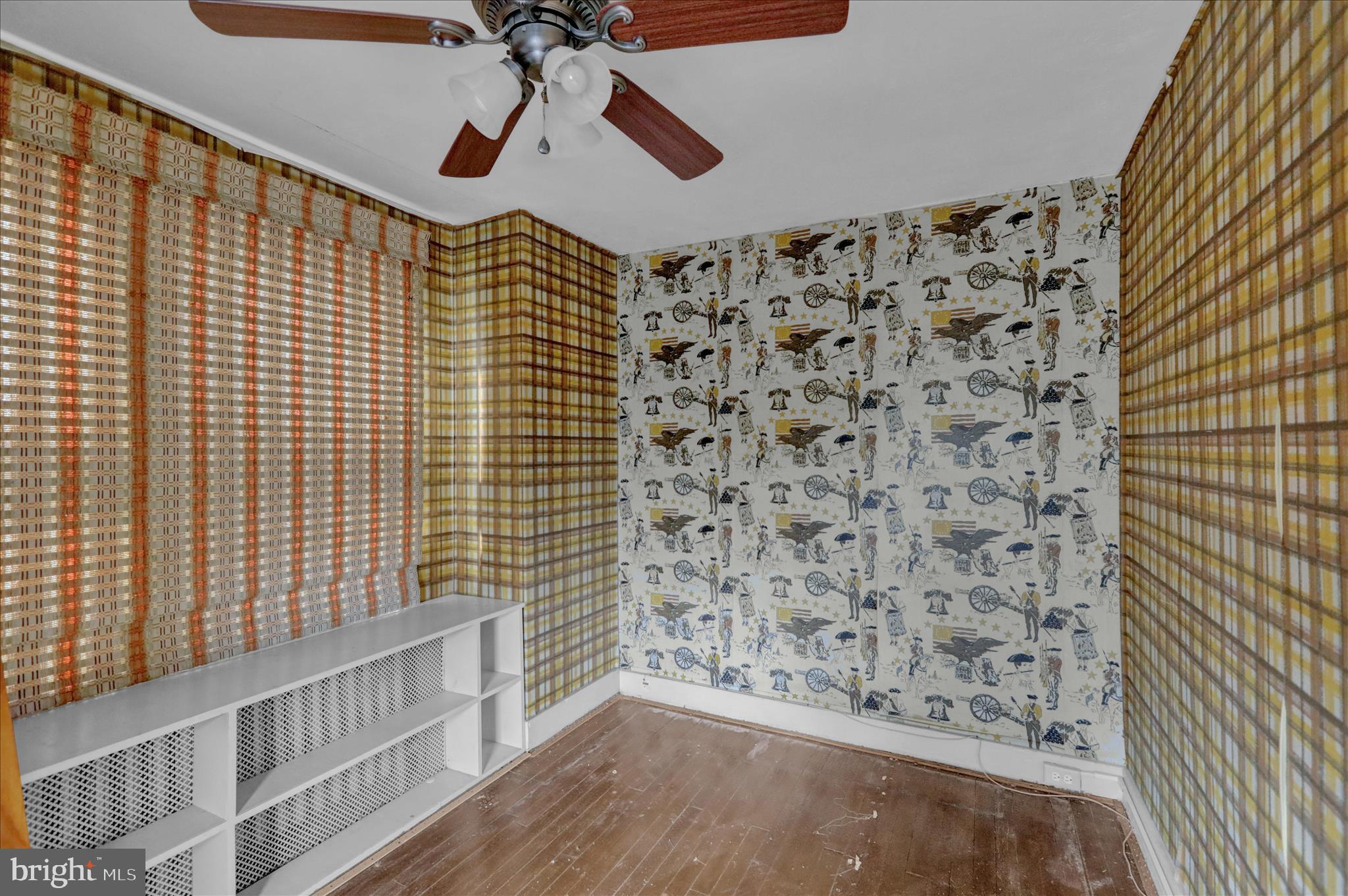 1522 Delaware Avenue Reading, PA 19610 - Photo 23 of 39 a view of wooden floor