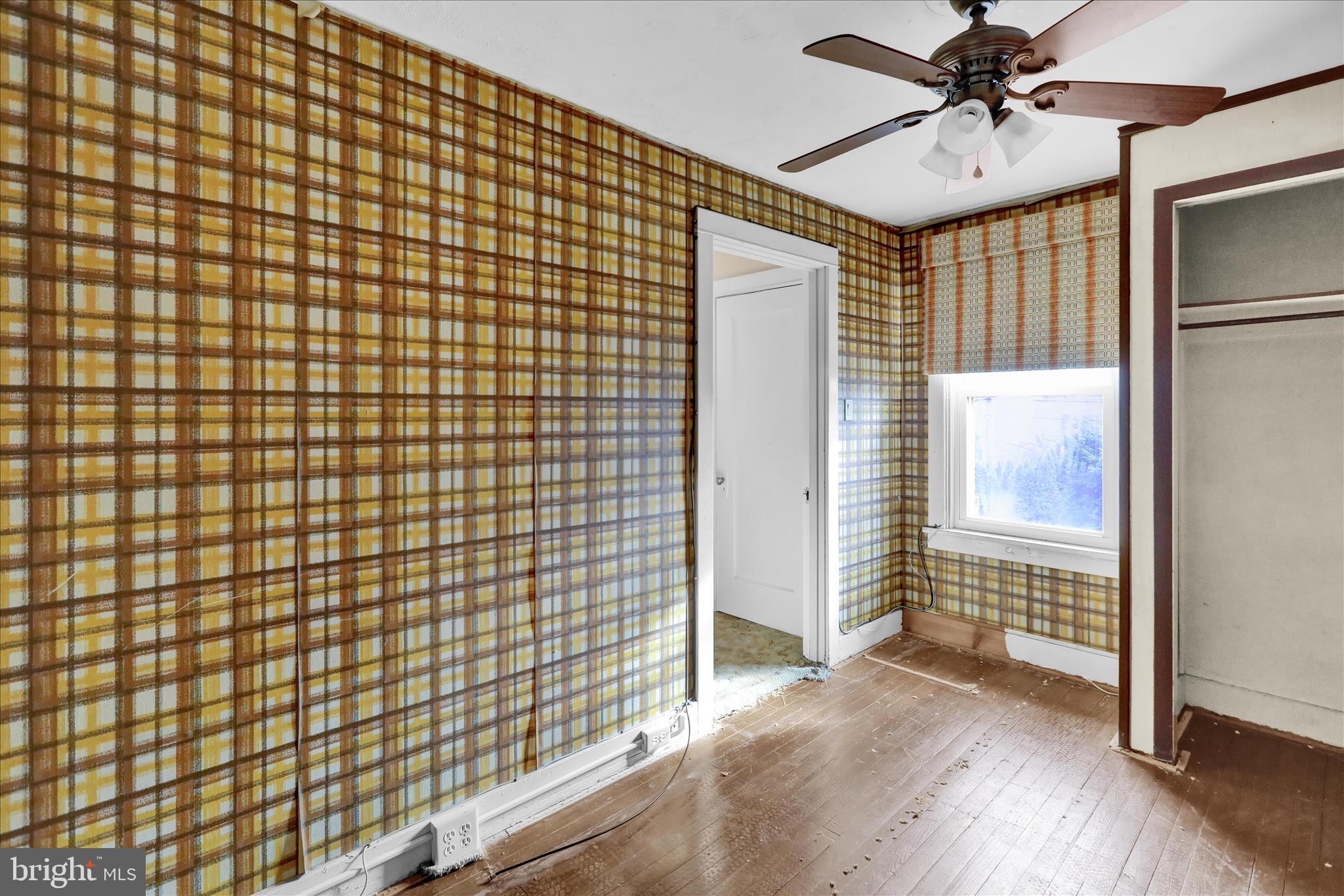 1522 Delaware Avenue Reading, PA 19610 - Photo 24 of 39 a view of a bathroom with a shower