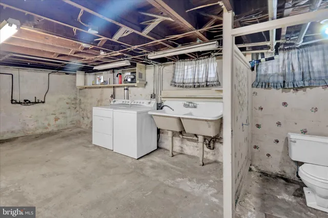 $300,000 | 1522 Delaware Avenue, Reading, PA 19610