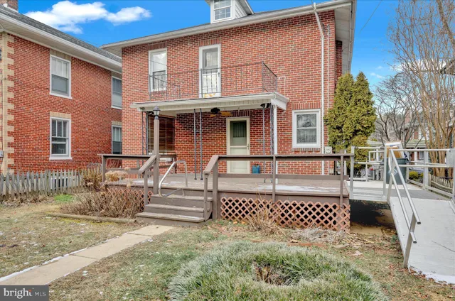 $300,000 | 1522 Delaware Avenue, Reading, PA 19610