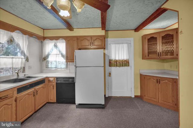 $300,000 | 1522 Delaware Avenue, Reading, PA 19610