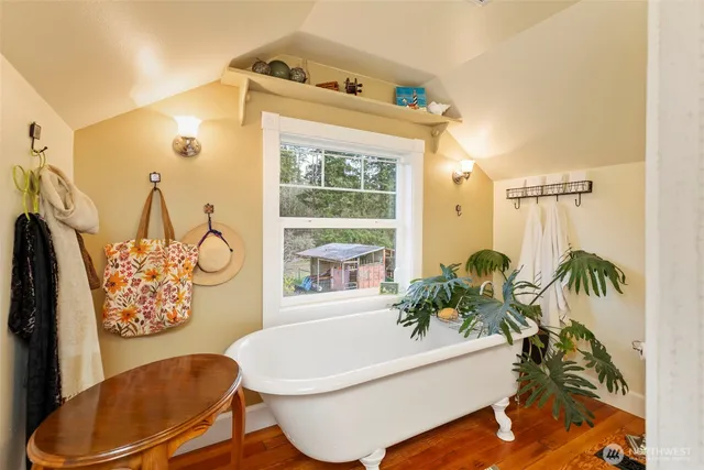 $799,000 | 8964 Northeast State Highway 104, Kingston, WA 98346