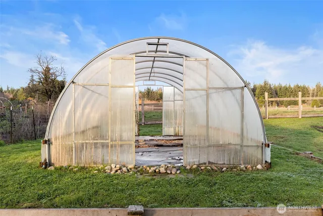 $799,000 | 8964 Northeast State Highway 104, Kingston, WA 98346