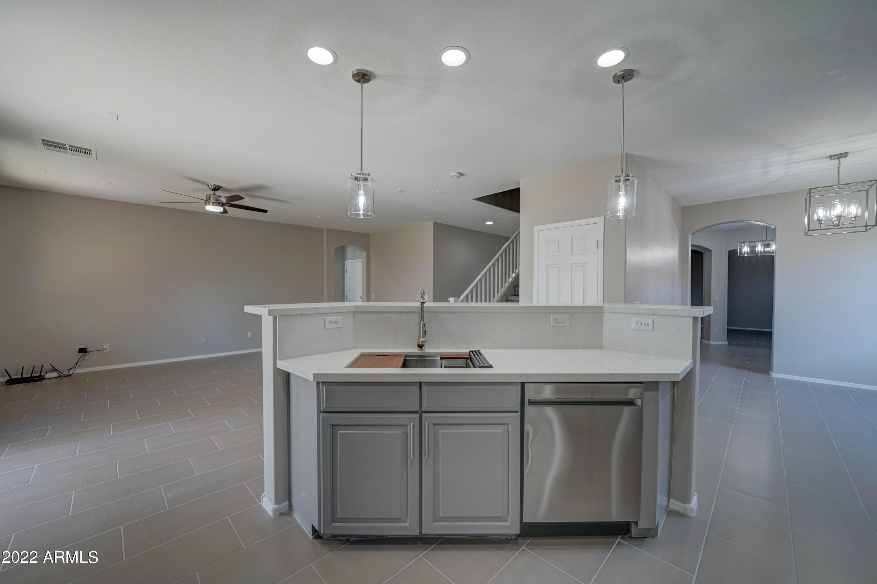 6827 West St Catherine Avenue Laveen, AZ 85339 - Photo 10 of 58 6827 W Saint Catherine Ave-10
