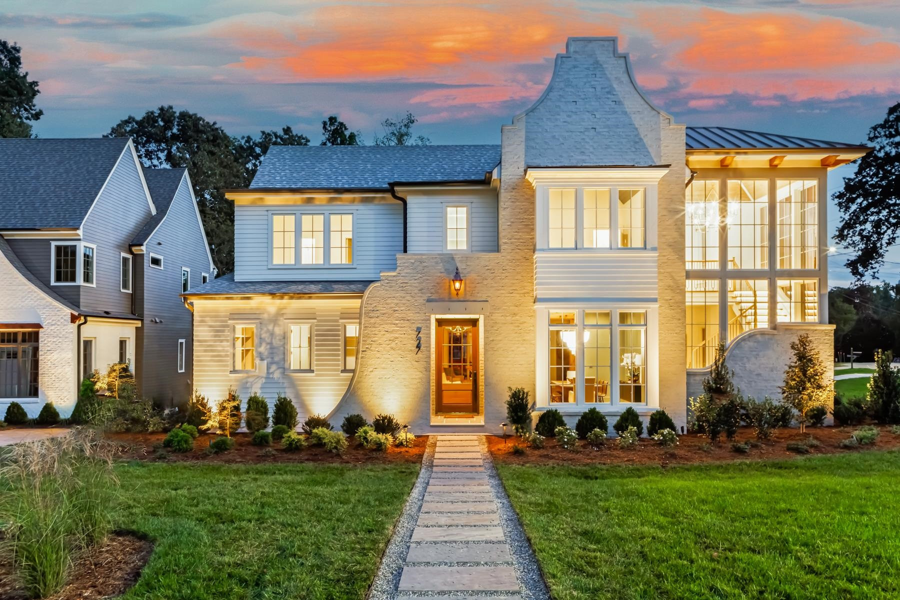 727 Lake Boone Trail Raleigh, NC 27607 - Photo 95 of 100 a front view of a house