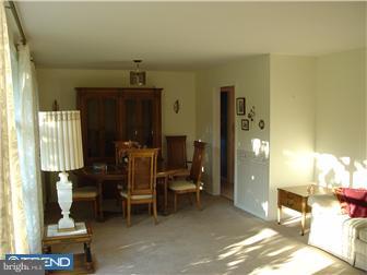 115 Brace Road Cherry Hill, NJ 08034 - Photo 2 of 12