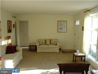 115 Brace Road Cherry Hill, NJ 08034 - Photo 3 of 12