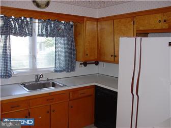 115 Brace Road Cherry Hill, NJ 08034 - Photo 6 of 12