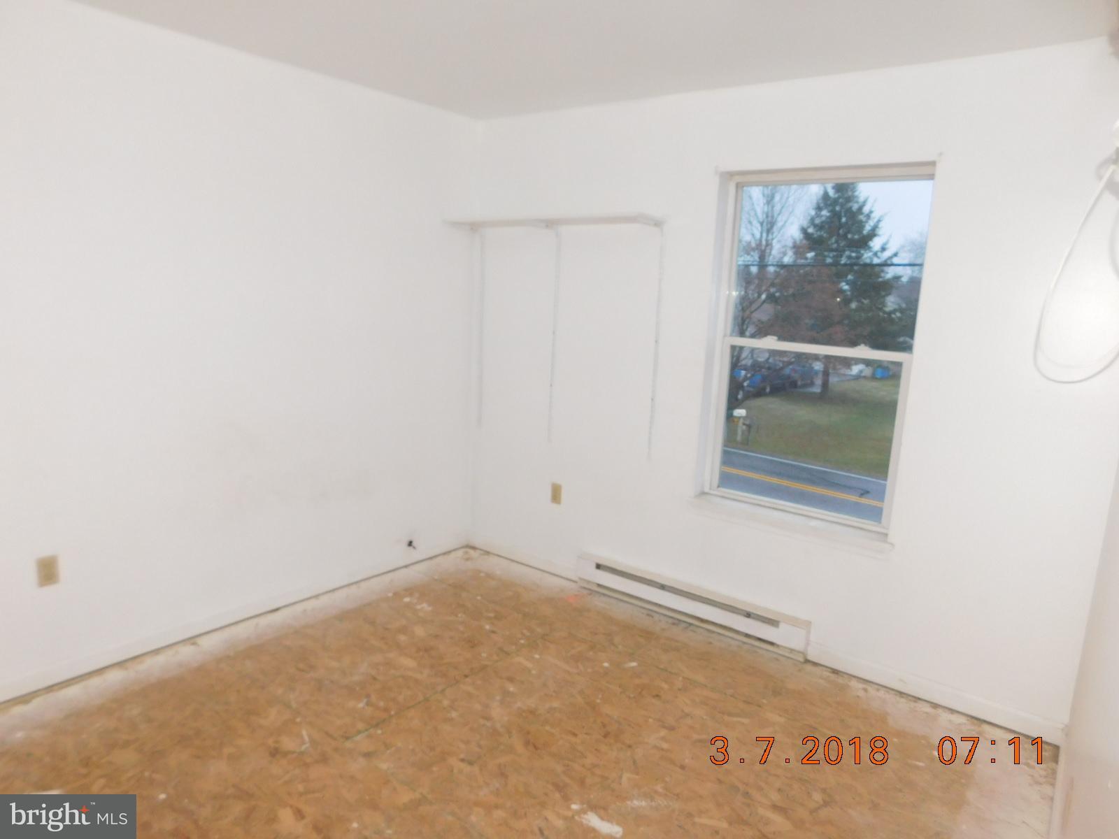 995 Weavertown Road Lebanon, PA 17046 - Photo 6 of 16 Bedroom 2