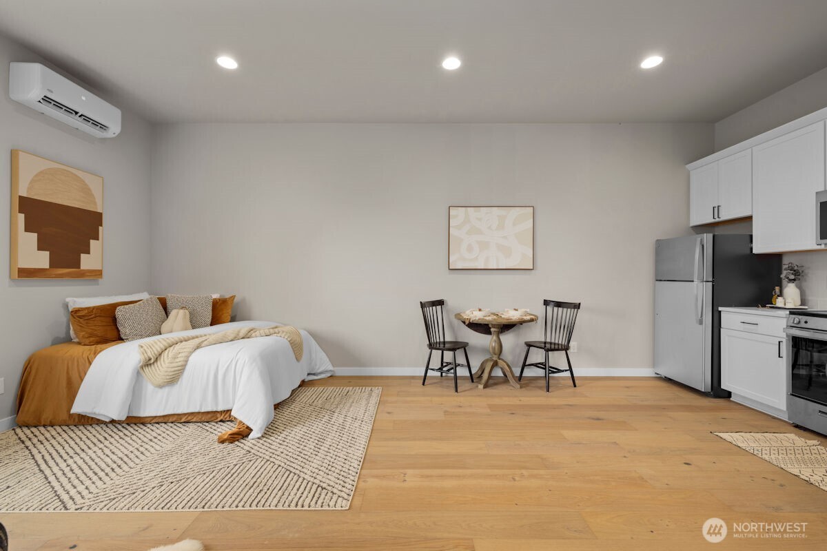 7853 South 132nd Street Seattle, WA 98178 - Photo 18 of 38