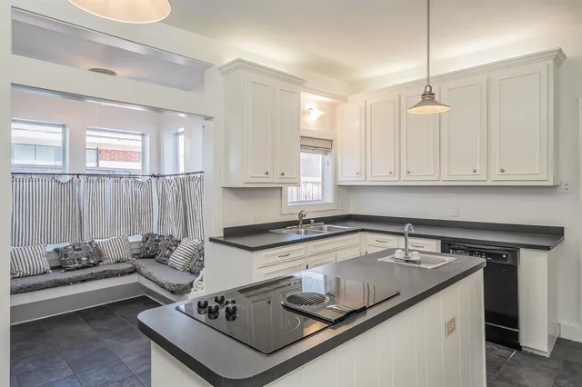 $2,795 | 2412 Kenley Street, Fort Worth, TX 76107