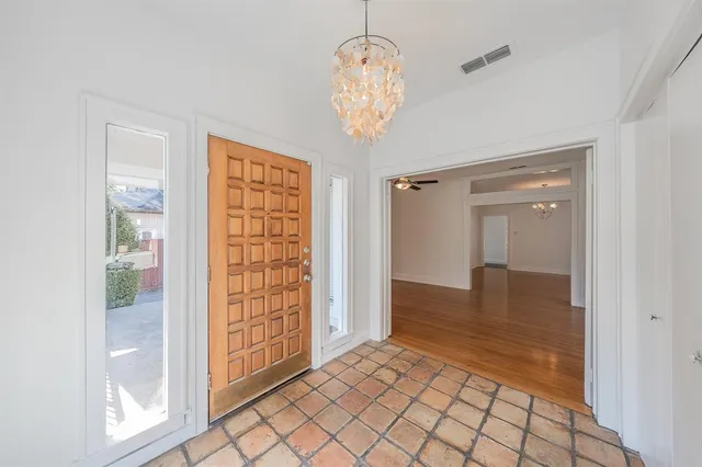 $2,795 | 2412 Kenley Street, Fort Worth, TX 76107