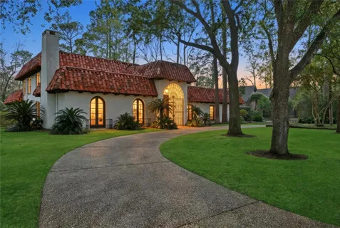 $2,500,000 | 411 Hunters Park Lane, Houston, TX 77024