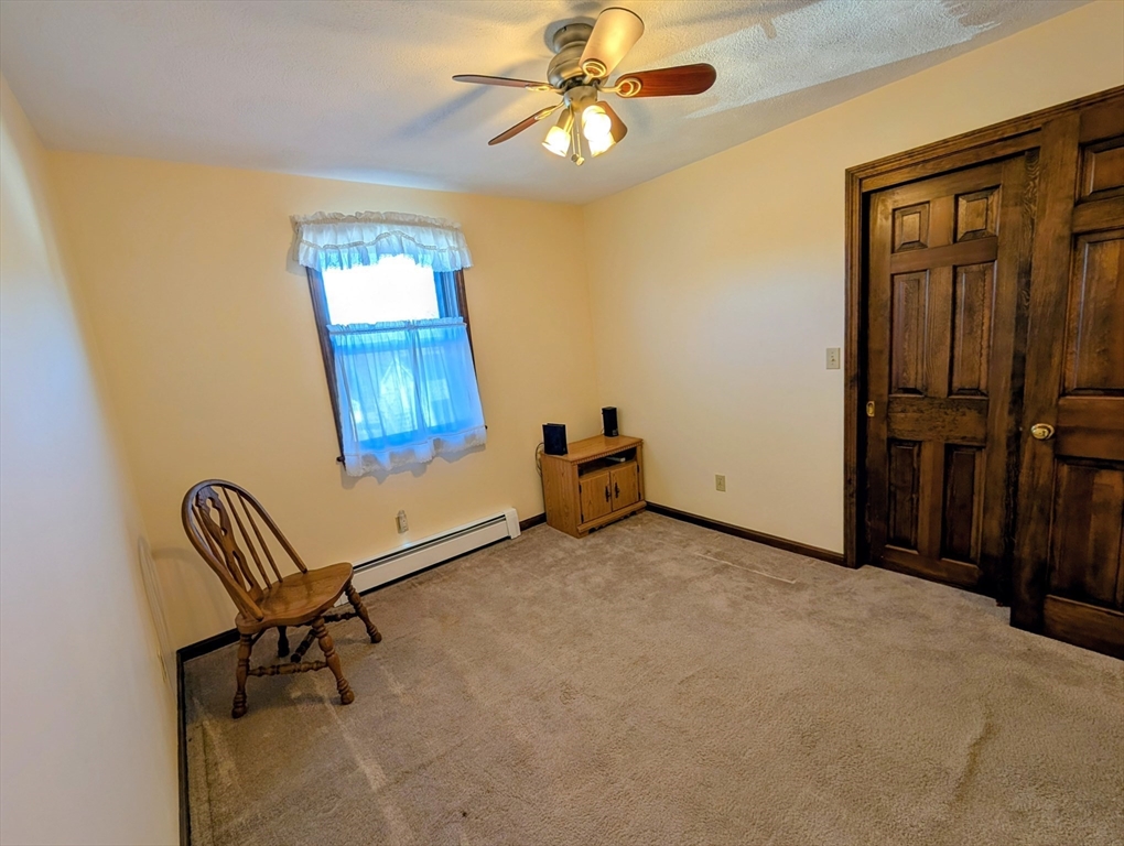 7 King Road Charlton, MA 01507 - Photo 15 of 42