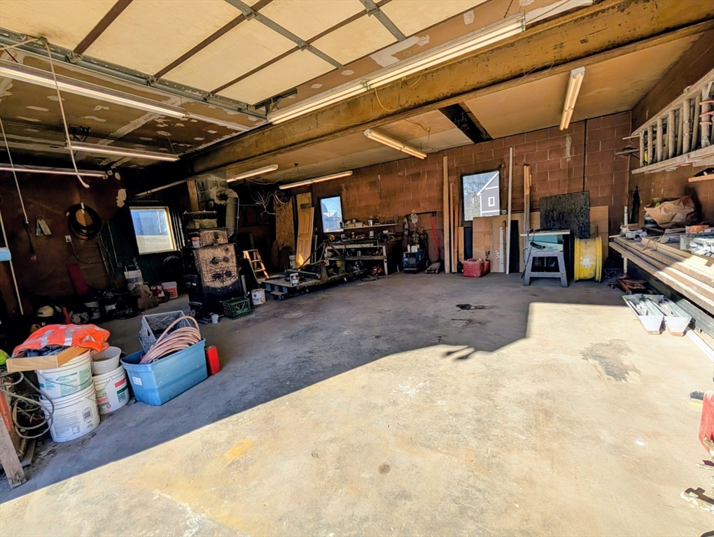 7 King Road Charlton, MA 01507 - Photo 24 of 42