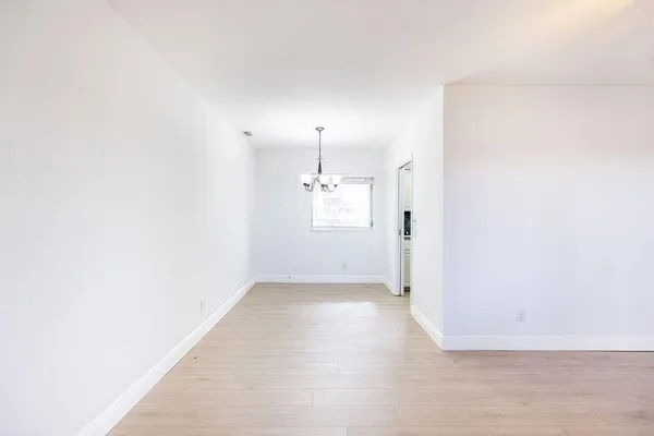 $2,275 | 426 Northeast 7th Avenue, Unit 2B, Delray Beach, FL 33483