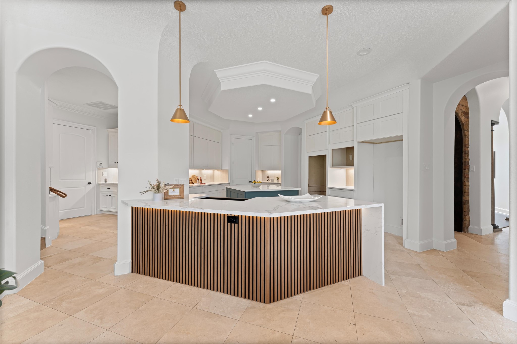 6623 Green Gable Manor Spring, TX 77389 - Photo 2 of 27 a kitchen with kitchen island a sink a counter top space and stainless steel appliances