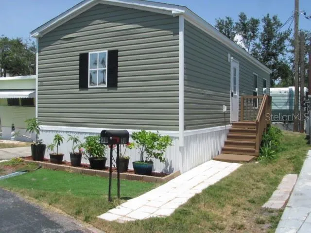 $120,000 | 7801 34th Avenue North, Unit 30, St. Petersburg, FL 33710