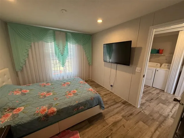 $120,000 | 7801 34th Avenue North, Unit 30, St. Petersburg, FL 33710