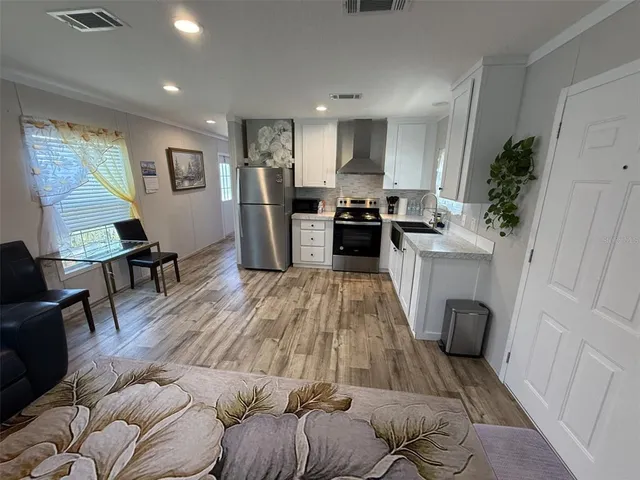 $120,000 | 7801 34th Avenue North, Unit 30, St. Petersburg, FL 33710