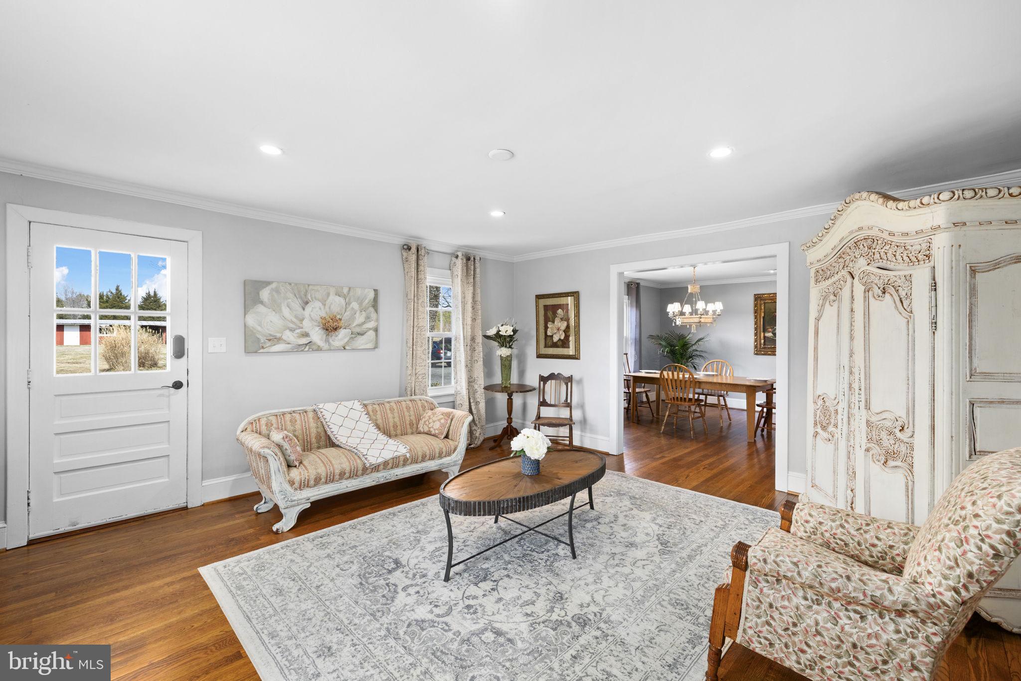 1815 Country Road Beaverdam, VA 23015 - Photo 20 of 92 Open living area with seamless flow