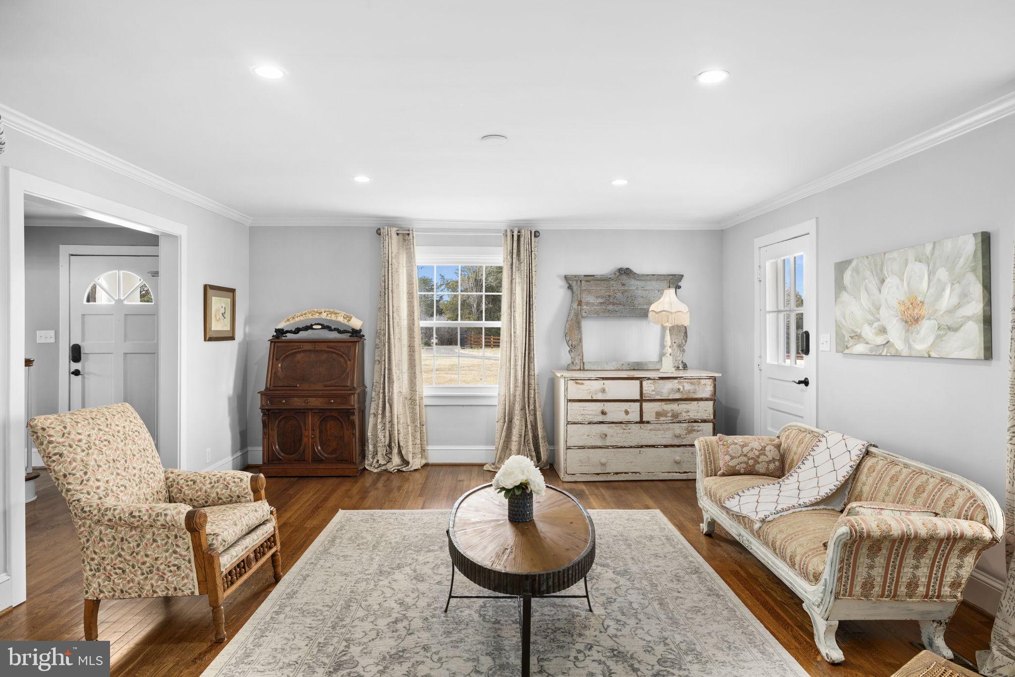 1815 Country Road Beaverdam, VA 23015 - Photo 21 of 92 Cozy family room with direct access to outside