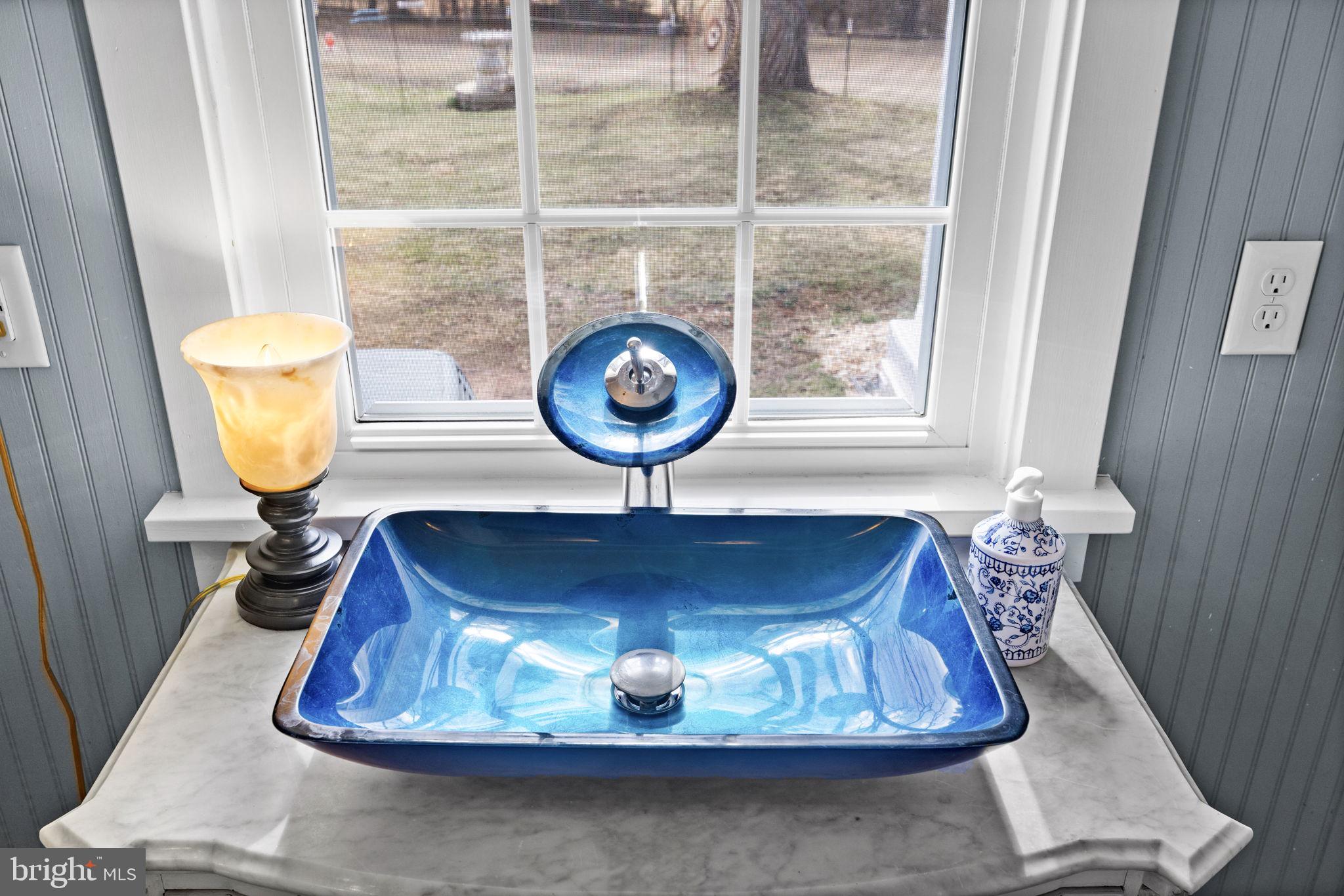 1815 Country Road Beaverdam, VA 23015 - Photo 35 of 92 Striking blue glass sink