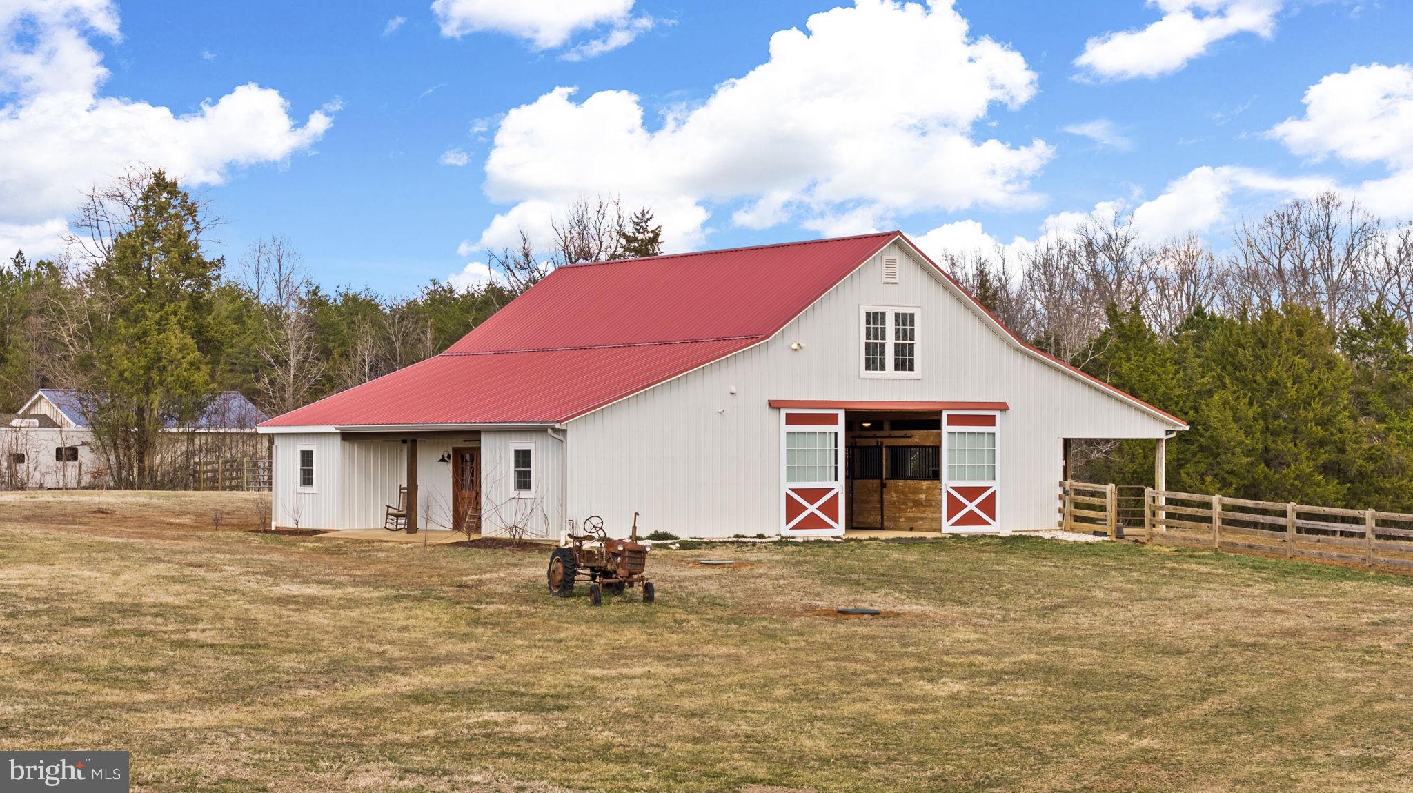 1815 Country Road Beaverdam, VA 23015 - Photo 5 of 92 Barn of your dreams!