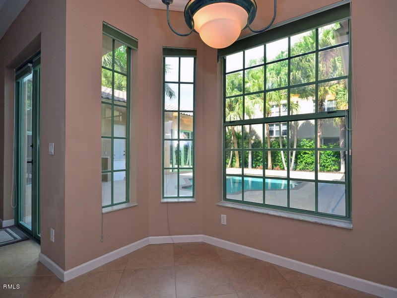 385 Southwest 16th Street Boca Raton, FL 33432 - Photo 5 of 33 Breakfast Nook