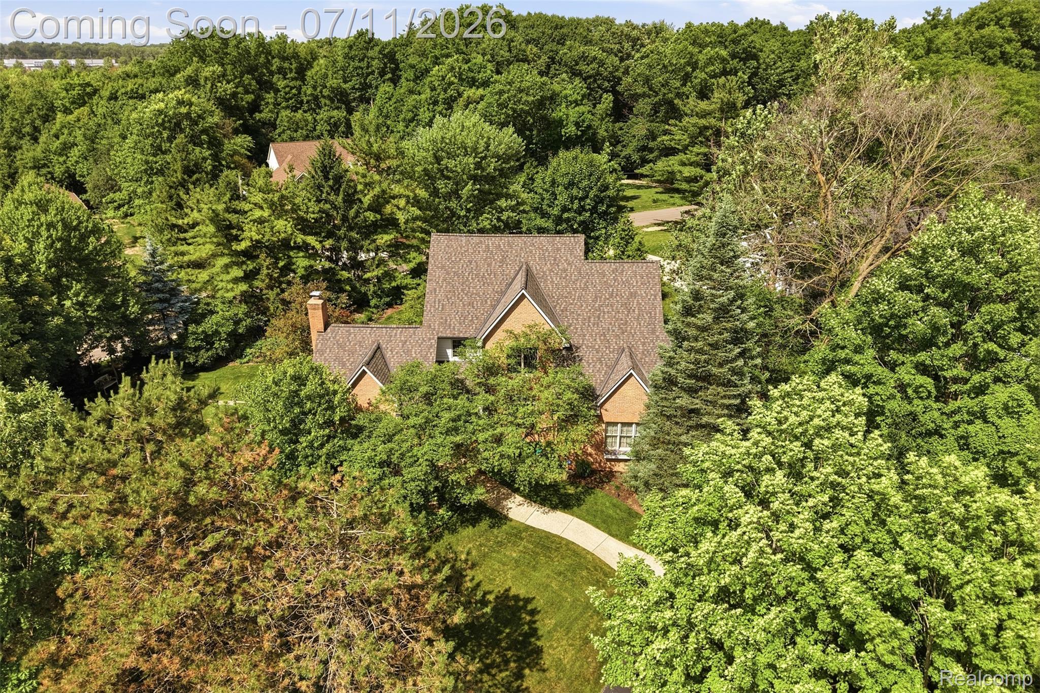 34555 Quaker Valley Road Farmington, MI 48331 - Photo 46 of 53 48.jpg