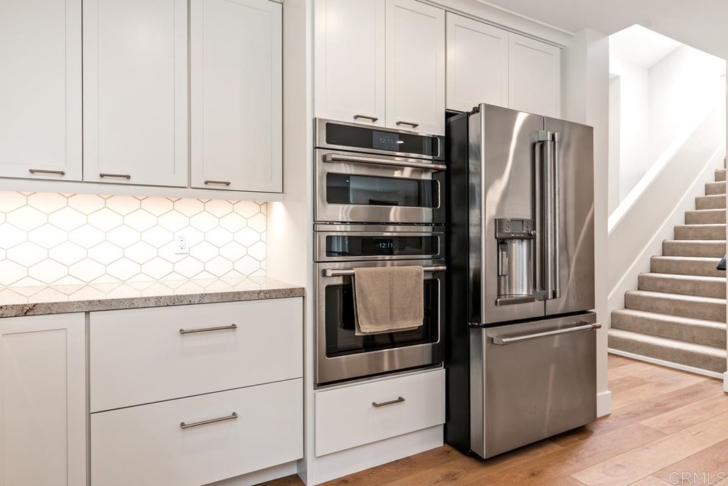 7710 Rocio Street Carlsbad, CA 92009 - Photo 13 of 37