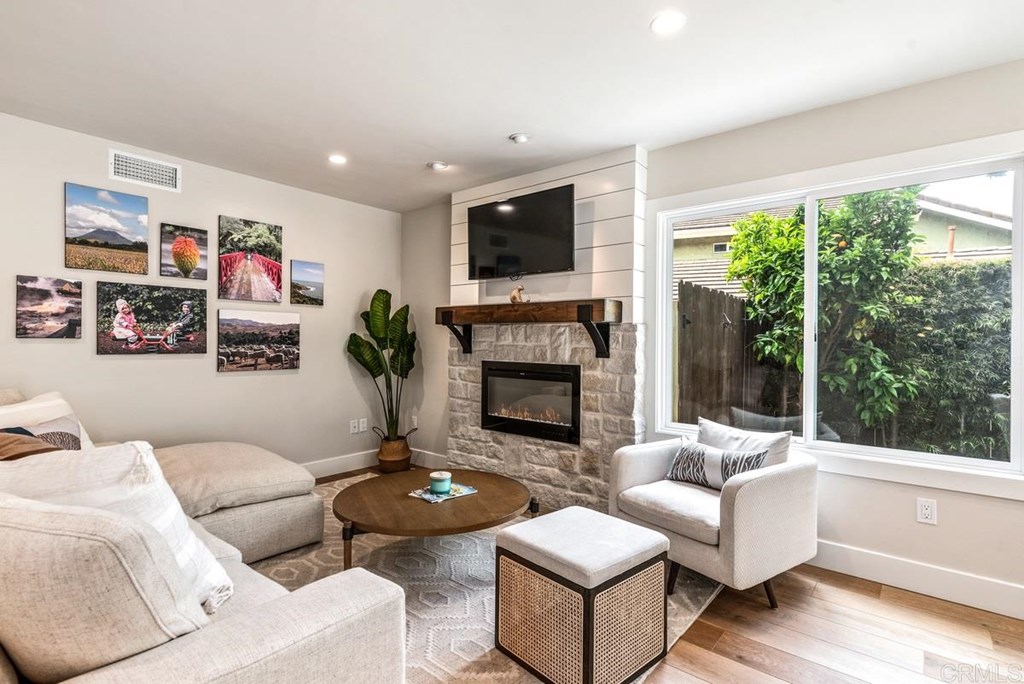 7710 Rocio Street Carlsbad, CA 92009 - Photo 15 of 37