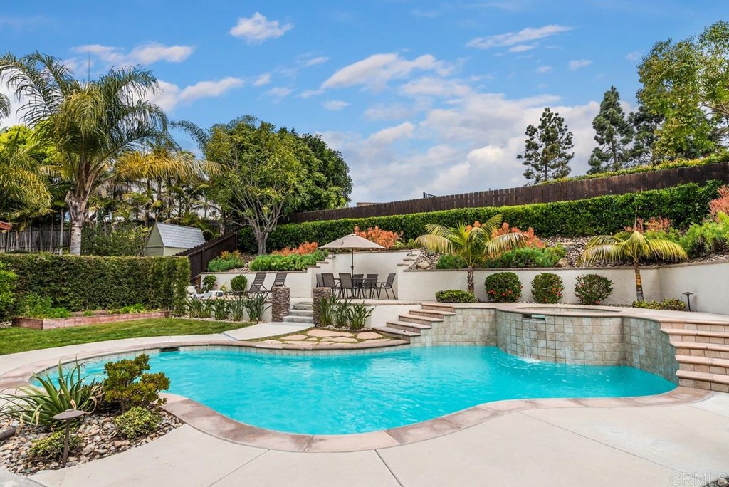 7710 Rocio Street Carlsbad, CA 92009 - Photo 32 of 37