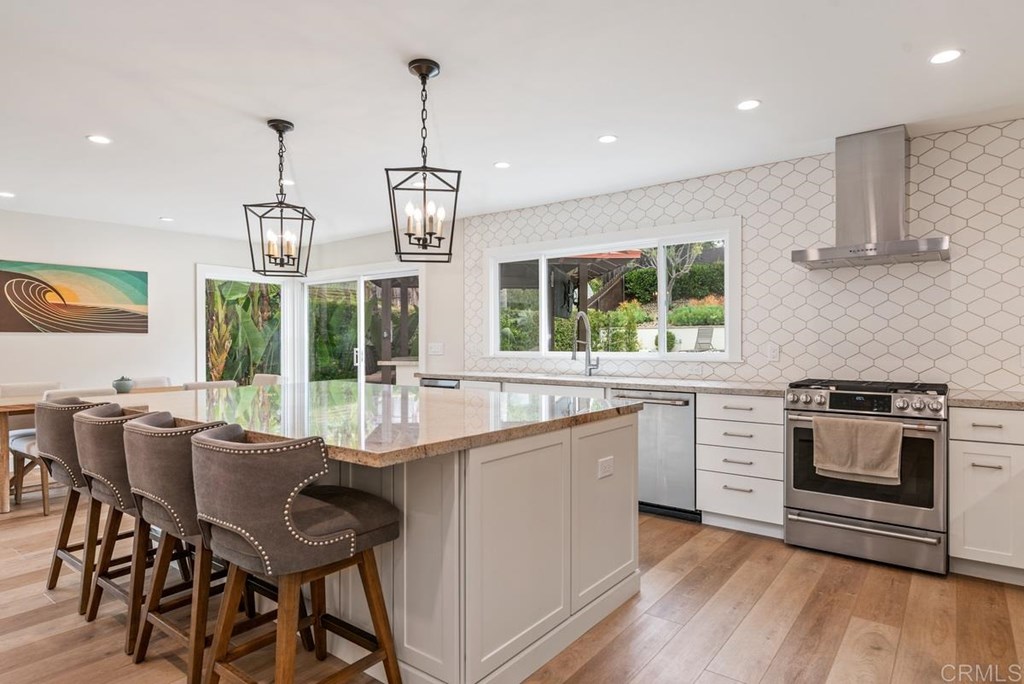 7710 Rocio Street Carlsbad, CA 92009 - Photo 9 of 37