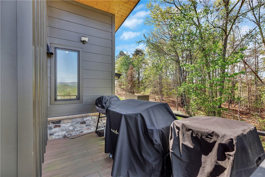 231 Keowee Turtle Head Road Salem, SC 29676 - Photo 20 of 50 Grilling Area with Gas Line