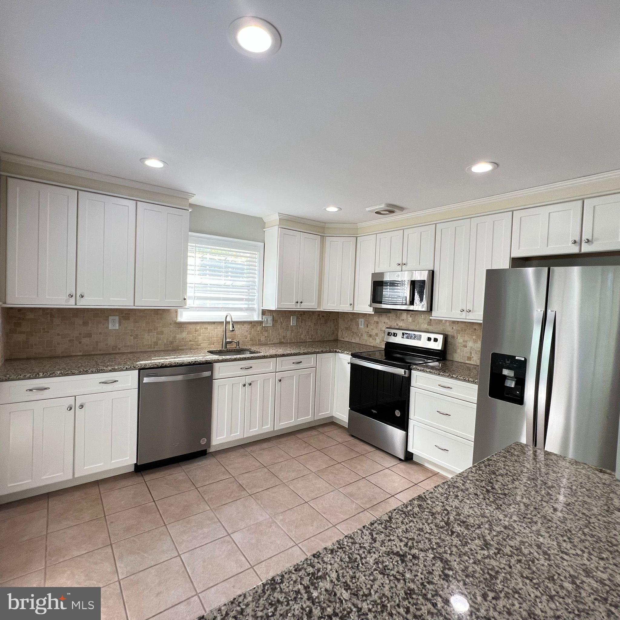 138 Bishops Gate Lane Doylestown, PA 18901 - Photo 10 of 26