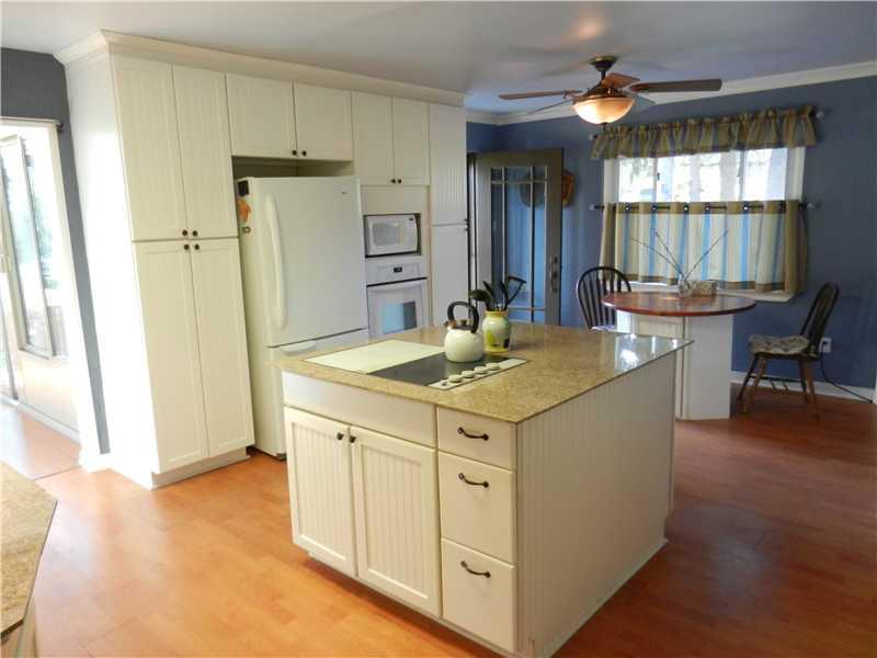 5516 Clearview Road Gibsonia, PA 15044 - Photo 8 of 9 Kitchen. Large eat-in "country" kitchen has access to the patio.